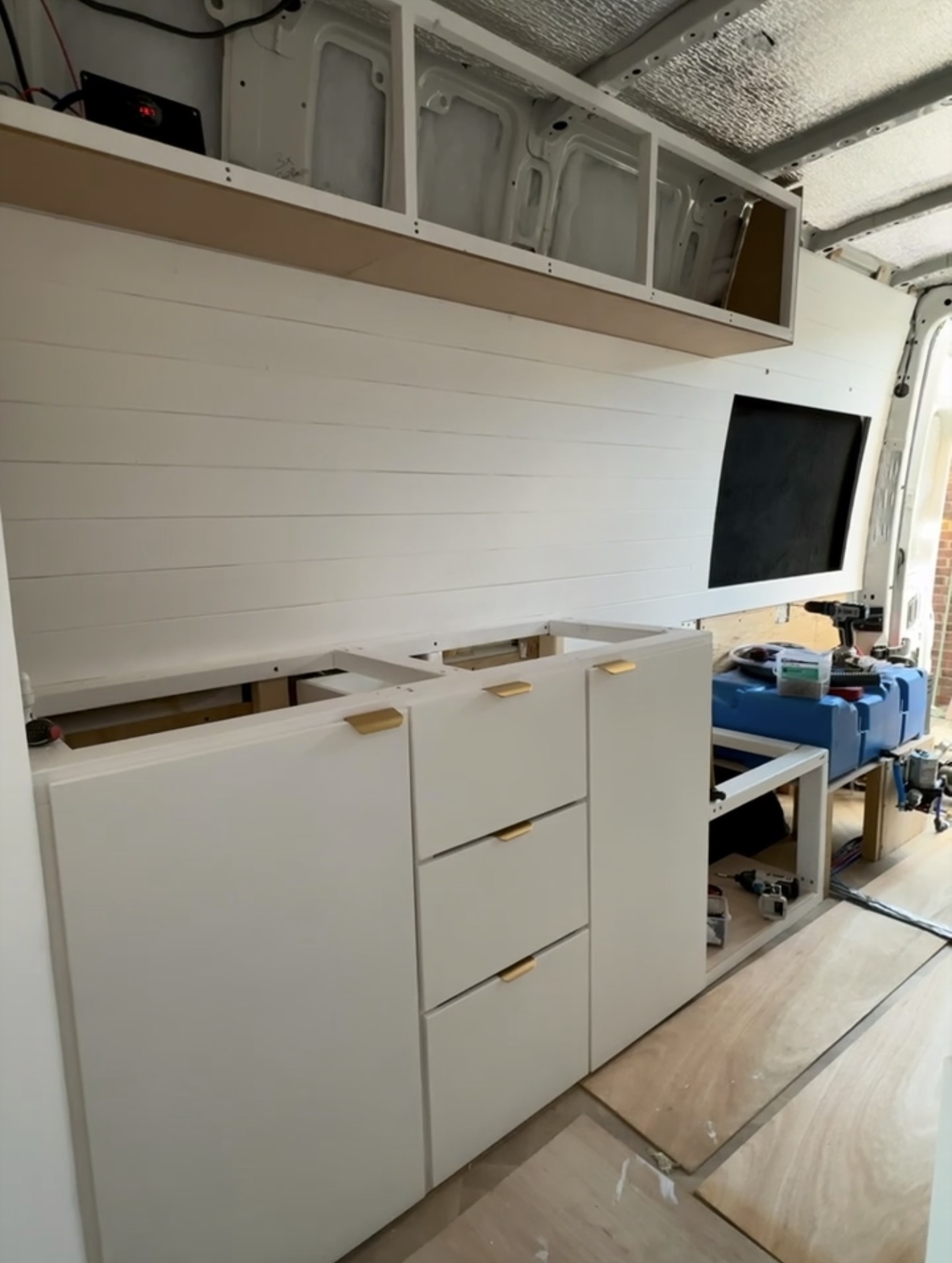 Van Build 4